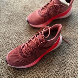 Lululemon Blissfeel Sneakers in BRRO/FLAR/PIMI